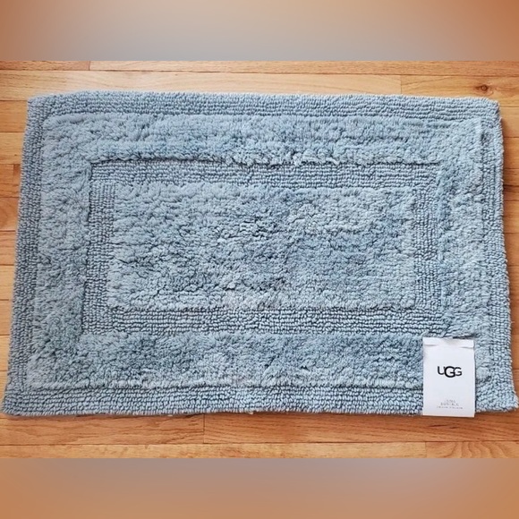UGG Bath Ugg Emma Bath Rug Reversible In Succulent Color 2x 32